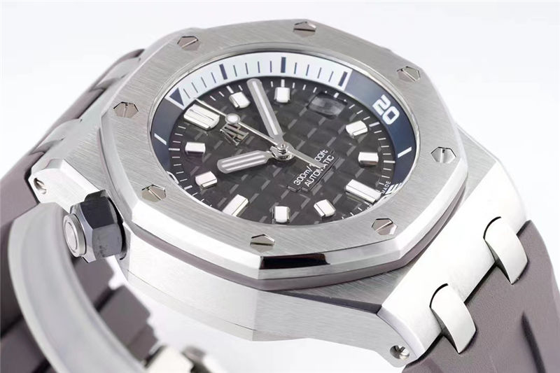 ZF新款一丝不苟的精湛工艺致力于爱彼潜水表-新款爱彼15720手表系列评价！