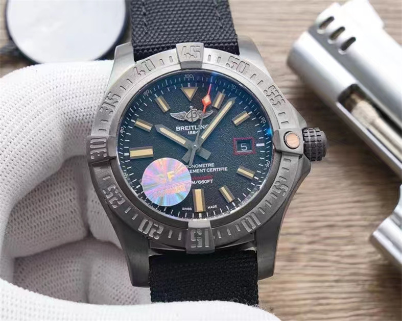 百年灵（BREITLING）瑞士手表复仇者二代深潜海狼腕表机械